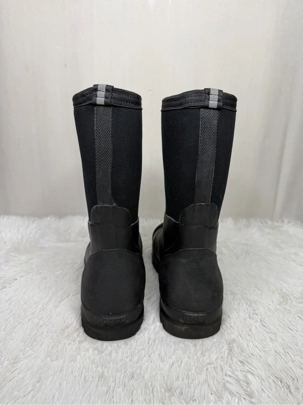 MUCK BOOTS / black classic Chore tall boots / men's 8 women's 9